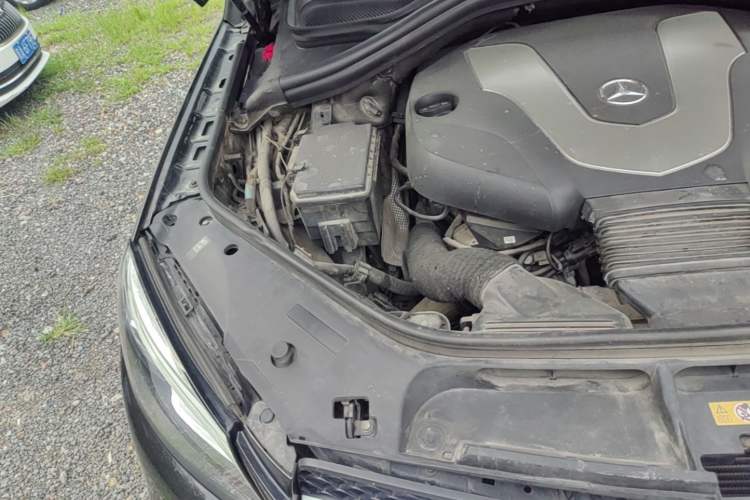 Used Mercedes-Benz GLE 2015 GLE 350 d 4MATIC Engine Bay Right