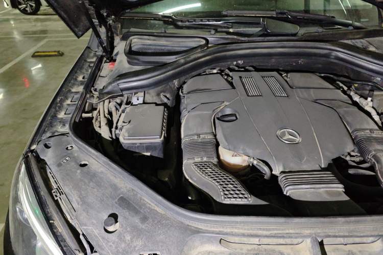 Used Mercedes-Benz GLE 2015 GLE 320 4MATIC Engine Bay Right