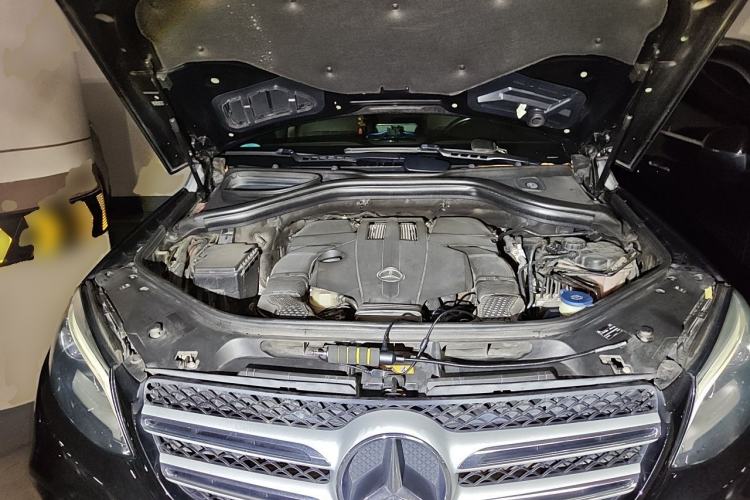 Used Mercedes-Benz GLE 2015 GLE 400 4MATIC Engine Bay