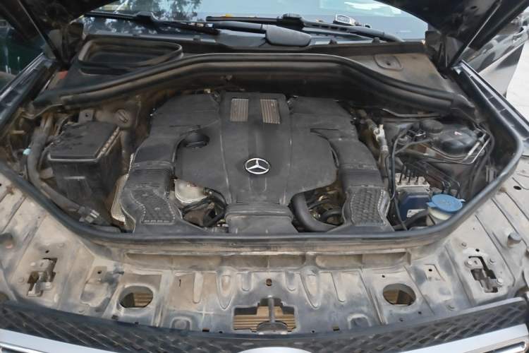 Used Mercedes-Benz GLE 2015 GLE 320 4MATIC Engine Bay