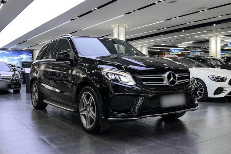 Used Mercedes-Benz GLE 2015 GLE 400 4MATIC Exterior 2