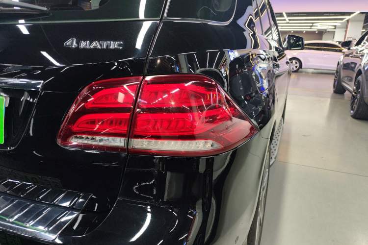 Used Mercedes-Benz GLE 2015 GLE 400 4MATIC Exterior 3