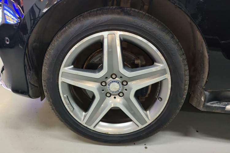 Used Mercedes-Benz GLE 2015 GLE 400 4MATIC Exterior 4