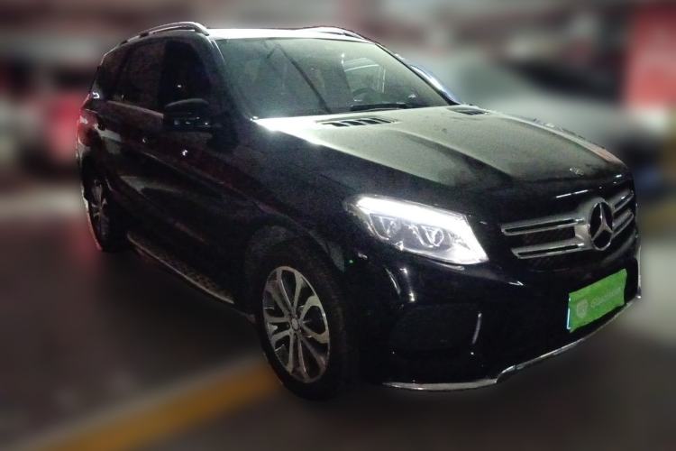 Used Mercedes-Benz GLE 2015 GLE 320 4MATIC Front Right 45 Deg