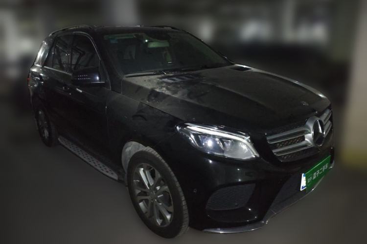 Used Mercedes-Benz GLE 2015 GLE 320 4MATIC Front Right 45 Deg