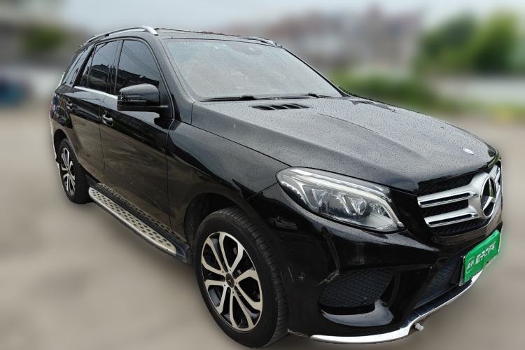 Used Mercedes-Benz GLE 2015 GLE 320 4MATIC Front Right 45 Deg