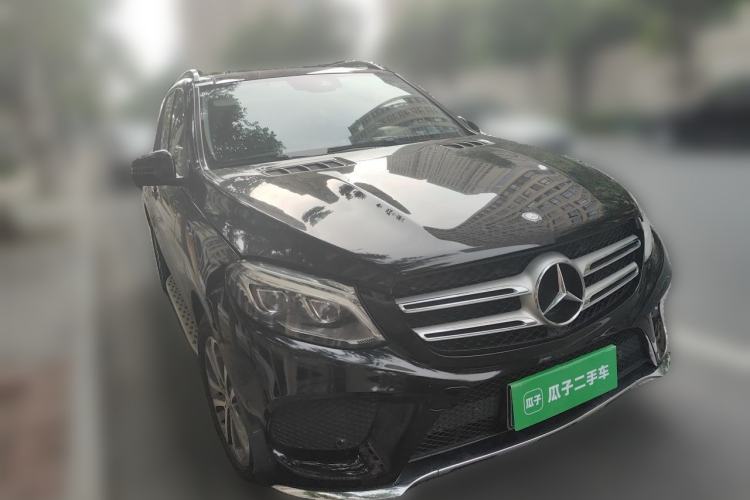 Used Mercedes-Benz GLE 2015 GLE 320 4MATIC Front Right 45 Deg