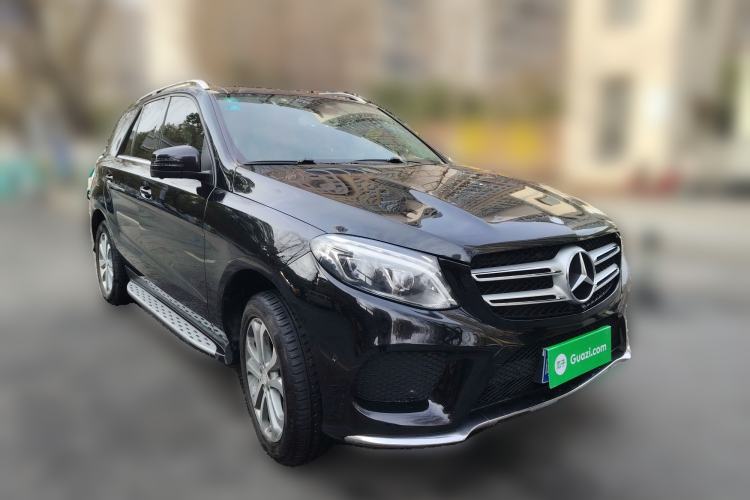 Used Mercedes-Benz GLE 2015 GLE 320 4MATIC Front Right 45 Deg