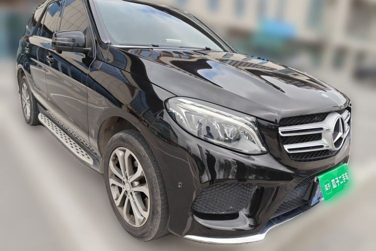 Used Mercedes-Benz GLE 2015 GLE 320 4MATIC Front Right 45 Deg