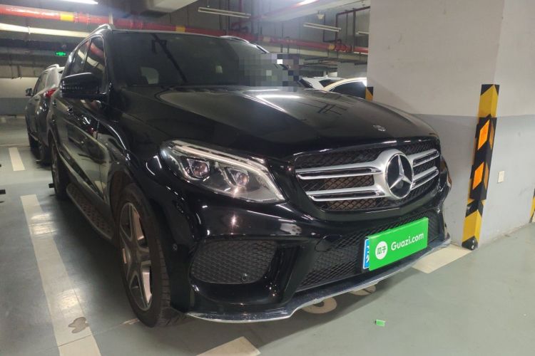 Used Mercedes-Benz GLE 2015 GLE 400 4MATIC Front Right 45 Deg