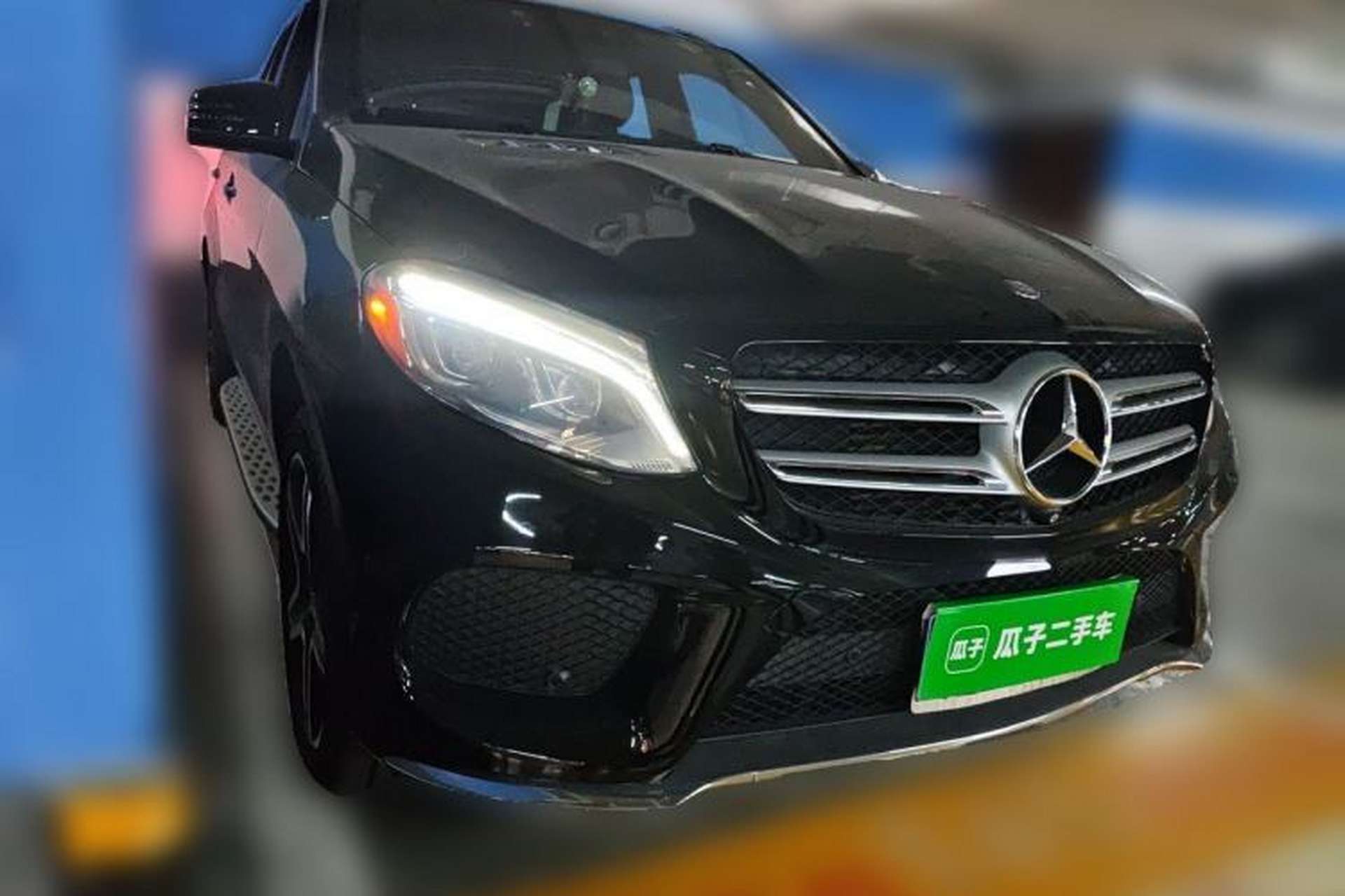 Used Mercedes-Benz GLE  Front Right 45 Deg