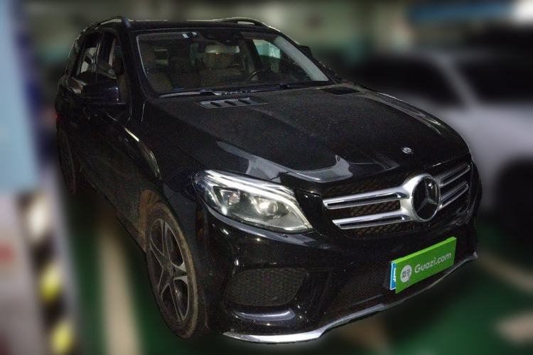 Used Mercedes-Benz GLE 2015 GLE 320 4MATIC Front Right 45 Deg