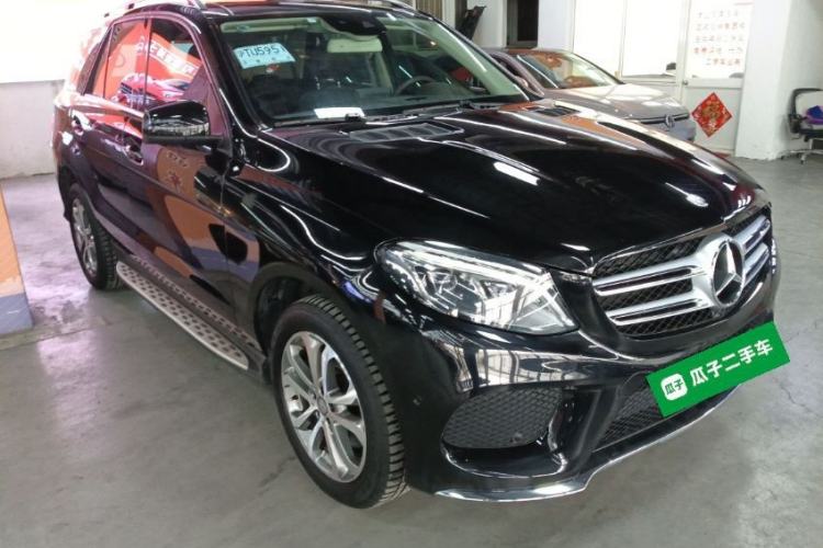 Used Mercedes-Benz GLE 2015 GLE 320 4MATIC Front Right 45 Deg