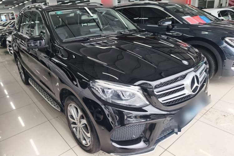 Used Mercedes-Benz GLE 2015 GLE 320 4MATIC Front Right 45 Deg