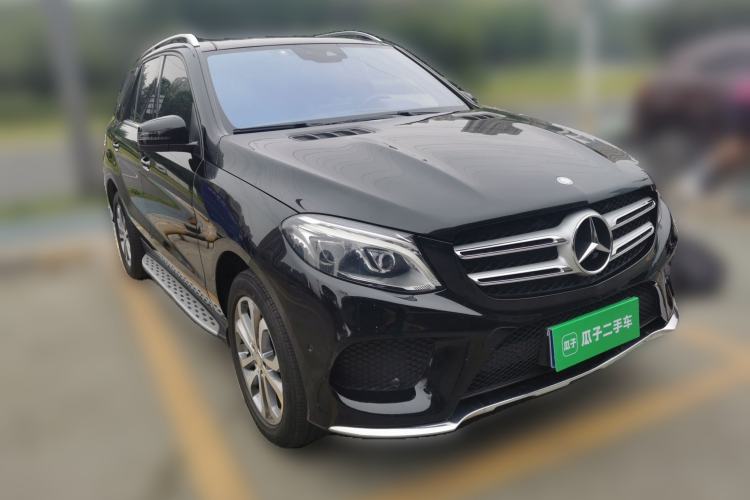 Used Mercedes-Benz GLE 2015 GLE 320 4MATIC Front Right 45 Deg