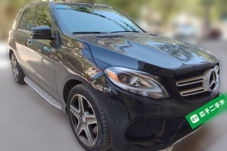 Used Mercedes-Benz GLE 2015 GLE 350 d 4MATIC Front Right 45 Deg