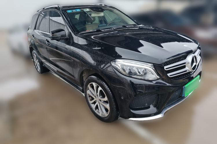 Used Mercedes-Benz GLE 2015 GLE 320 4MATIC Front Right 45 Deg