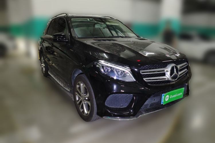 Used Mercedes-Benz GLE 2015 GLE 320 4MATIC Front Right 45 Deg