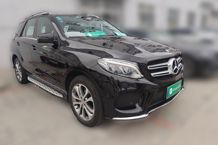 Used Mercedes-Benz GLE 2015 GLE 320 4MATIC Front Right 45 Deg