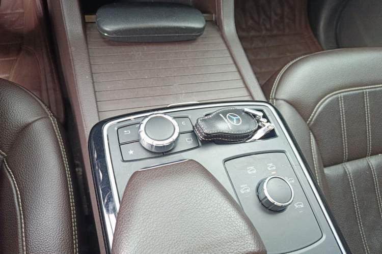 Used Mercedes-Benz GLE  Gear Lever