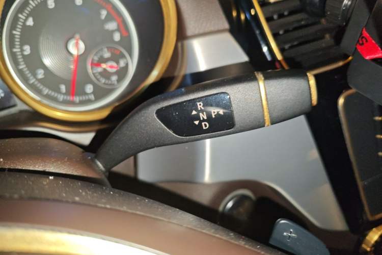 Used Mercedes-Benz GLE 2015 GLE 320 4MATIC Gear Lever