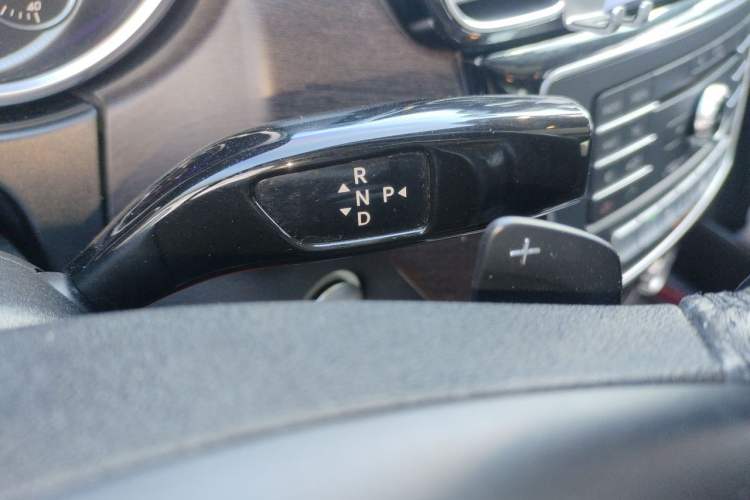 Used Mercedes-Benz GLE 2015 GLE 320 4MATIC Gear Lever