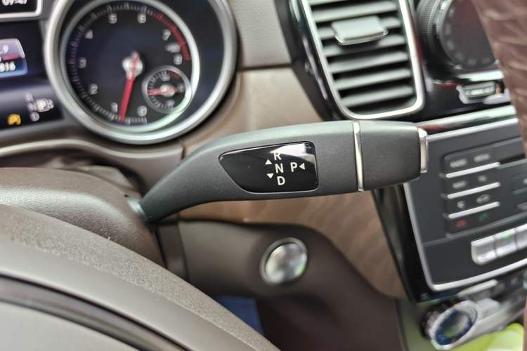 Used Mercedes-Benz GLE 2015 GLE 320 4MATIC Gear Lever