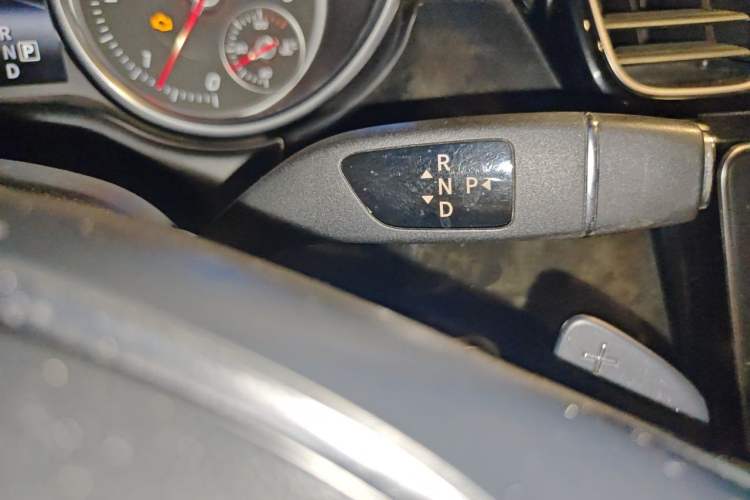 Used Mercedes-Benz GLE 2015 GLE 350 d 4MATIC Gear Lever