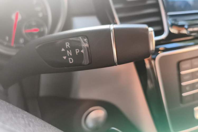 Used Mercedes-Benz GLE 2015 GLE 320 4MATIC Gear Lever