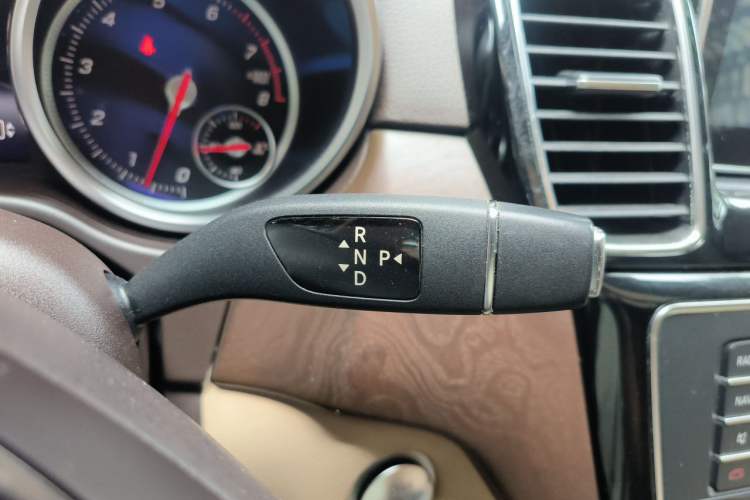 Used Mercedes-Benz GLE 2015 GLE 320 4MATIC Gear Lever