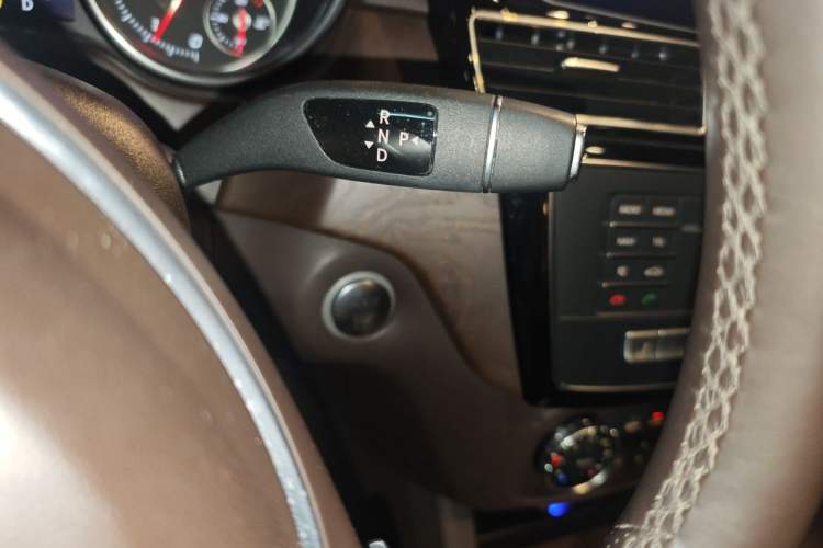 Used Mercedes-Benz GLE 2015 GLE 400 4MATIC Gear Lever