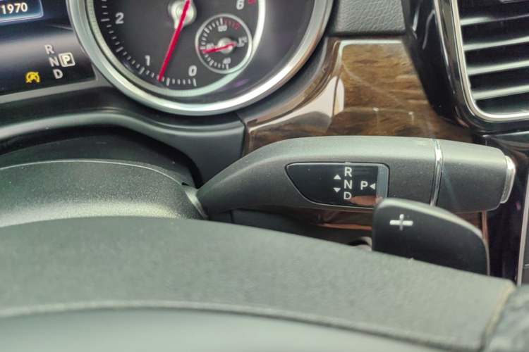 Used Mercedes-Benz GLE 2015 GLE 350 d 4MATIC Gear Lever