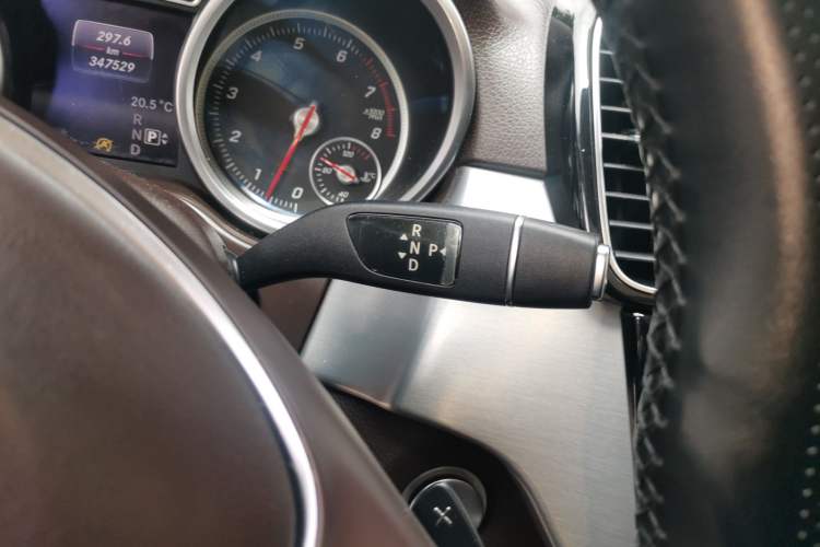 Used Mercedes-Benz GLE 2015 GLE 320 4MATIC Gear Lever