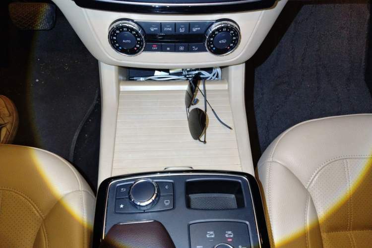 Used Mercedes-Benz GLE 2015 GLE 320 4MATIC Gear Lever