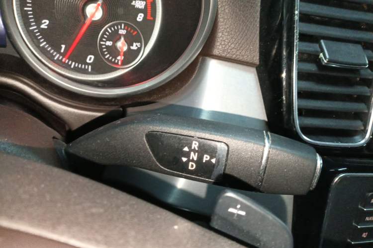 Used Mercedes-Benz GLE 2015 GLE 320 4MATIC Gear Lever