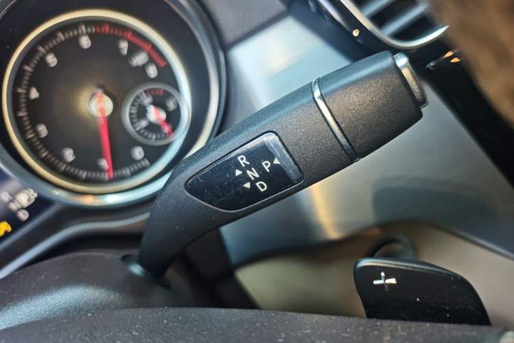 Used Mercedes-Benz GLE 2015 GLE 320 4MATIC Gear Lever