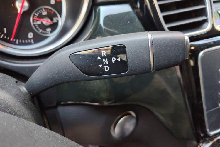 Used Mercedes-Benz GLE 2015 GLE 350 d 4MATIC Gear Lever