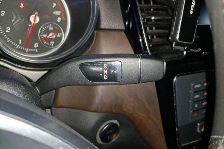 Used Mercedes-Benz GLE 2015 GLE 400 4MATIC Gear Lever