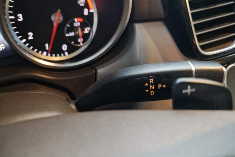 Used Mercedes-Benz GLE 2015 GLE 320 4MATIC Gear Lever