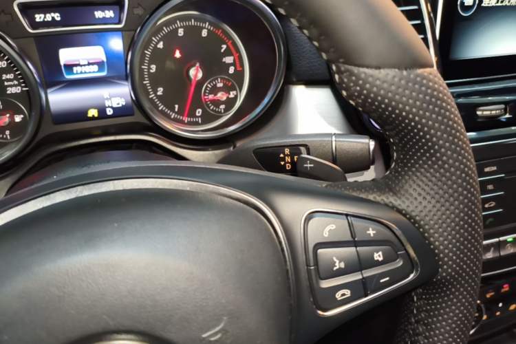 Used Mercedes-Benz GLE 2015 GLE 320 4MATIC Gear Lever