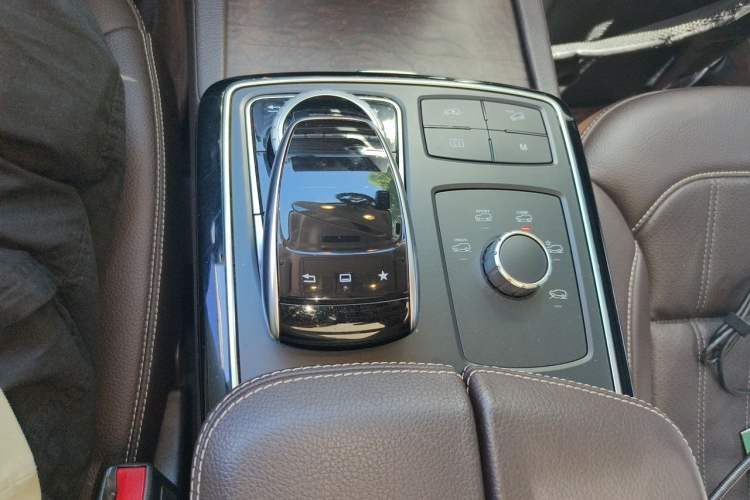 Used Mercedes-Benz GLE 2015 GLE 400 4MATIC Gear Lever