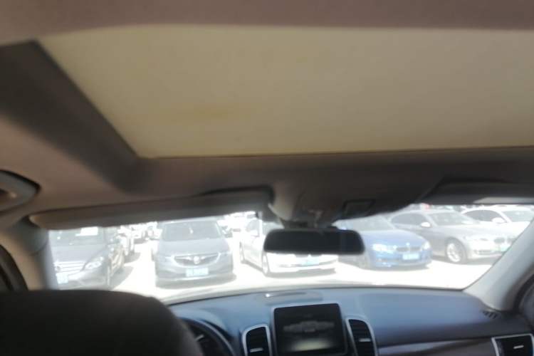 Used Mercedes-Benz GLE 2015 GLE 350 d 4MATIC Headliner