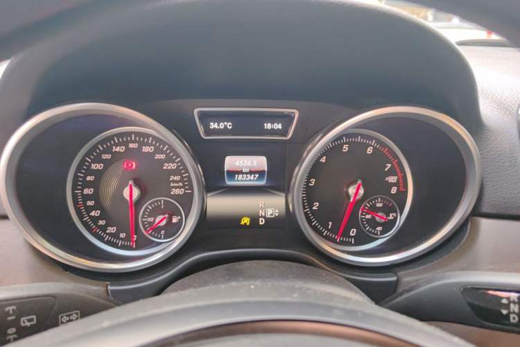 Used Mercedes-Benz GLE 2015 GLE 400 4MATIC Instrument Cluster