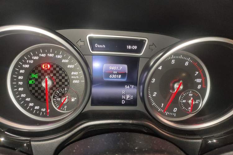 Used Mercedes-Benz GLE 2015 GLE 400 4MATIC Instrument Cluster