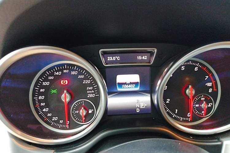 Used Mercedes-Benz GLE 2015 GLE 320 4MATIC Instrument Cluster
