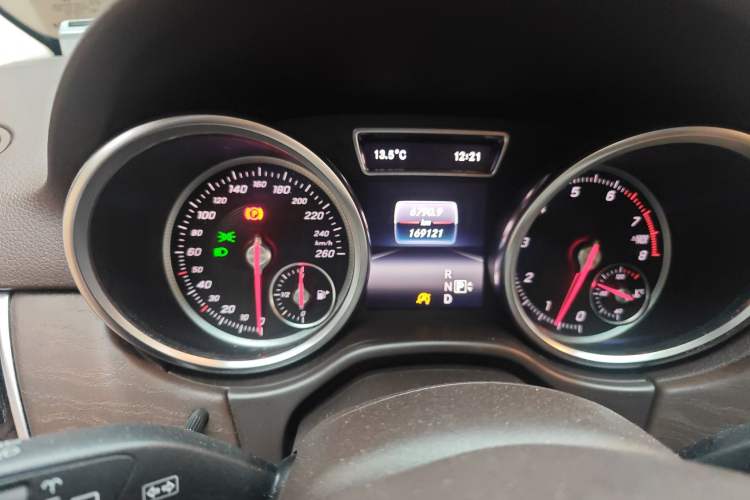 Used Mercedes-Benz GLE 2015 GLE 400 4MATIC Instrument Cluster