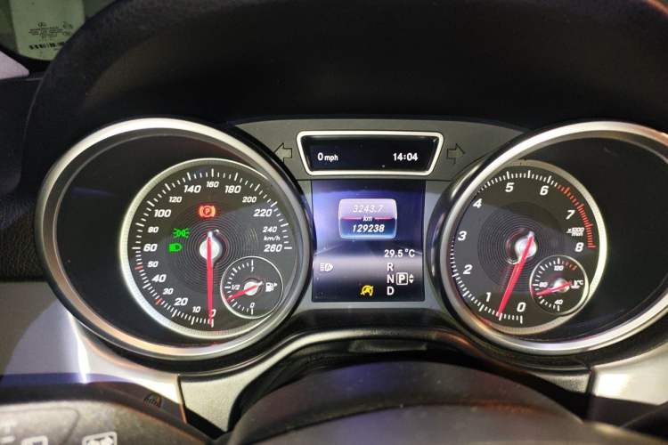 Used Mercedes-Benz GLE 2015 GLE 320 4MATIC Instrument Cluster