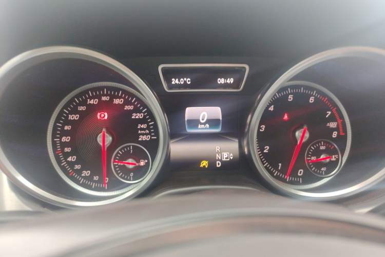 Used Mercedes-Benz GLE 2015 GLE 400 4MATIC Instrument Cluster