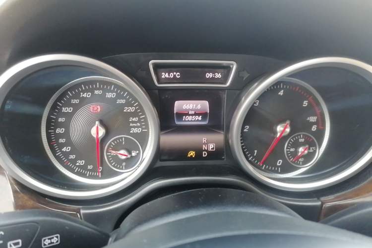 Used Mercedes-Benz GLE 2015 GLE 350 d 4MATIC Instrument Cluster