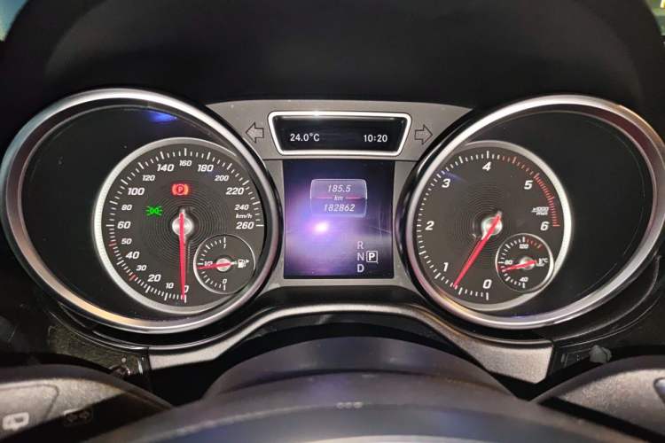 Used Mercedes-Benz GLE  Instrument Cluster